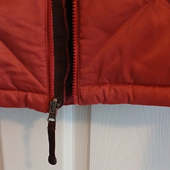 The North Face Red Puffer Jacket - Picture 8 of 11